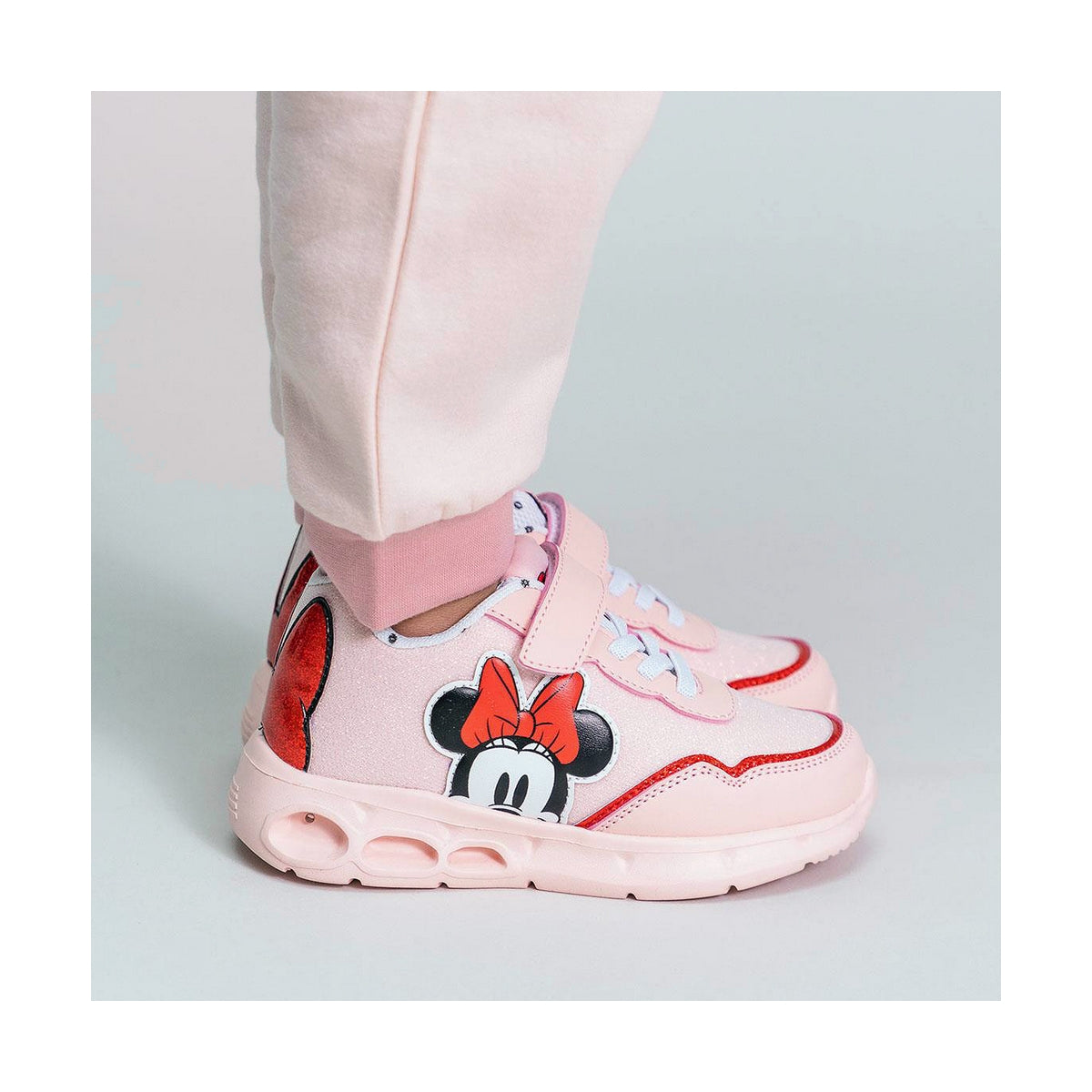 LED Trainers Minnie Mouse-3