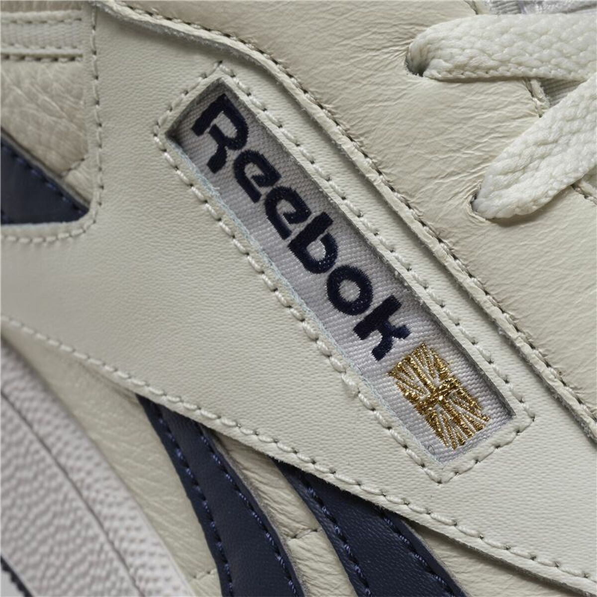 Chaussures de Sport pour Homme Reebok Club C Revenge Beige